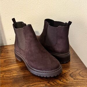 Stylish Dark Brown Ankle Boots